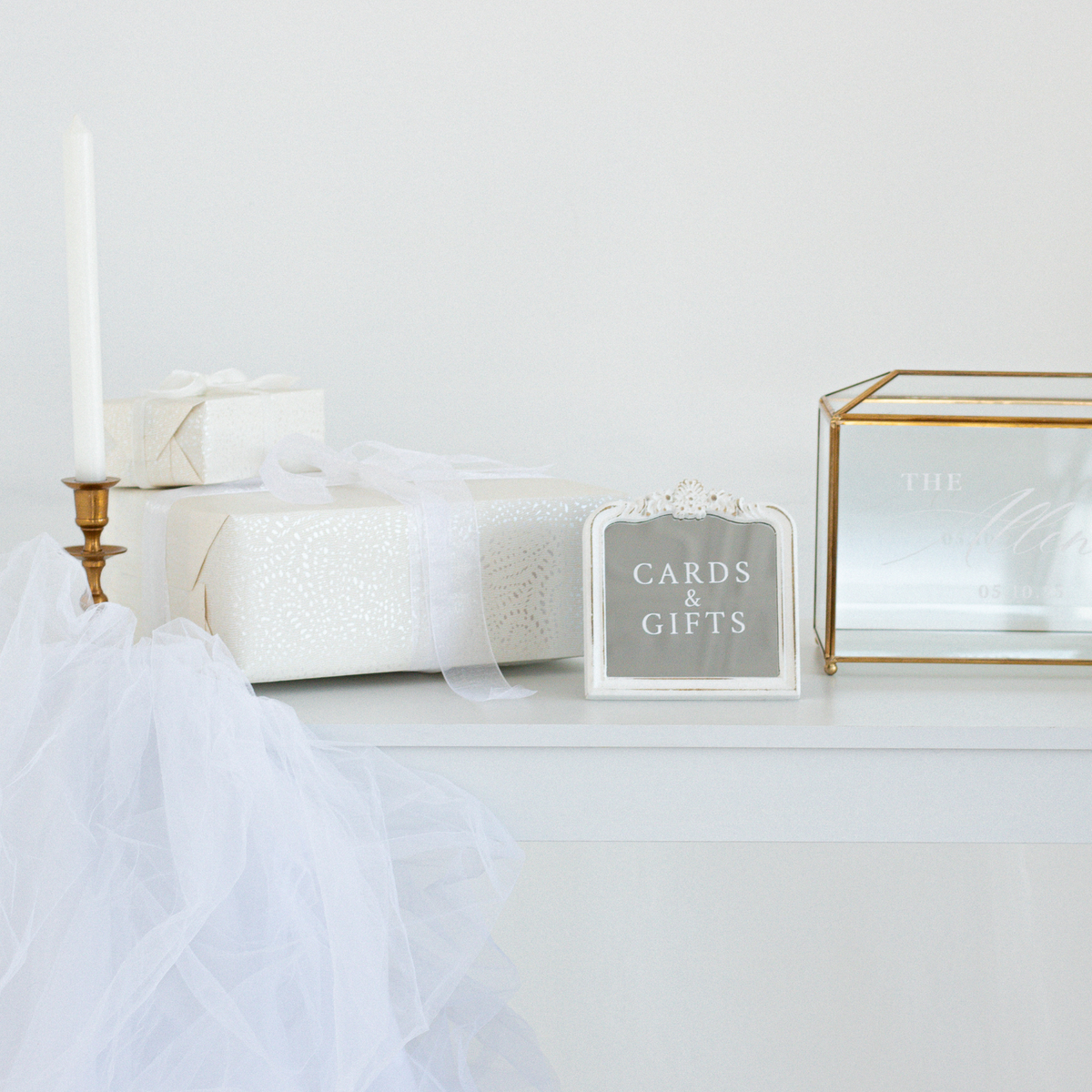 White Cards and Gifts Sign (Mini)